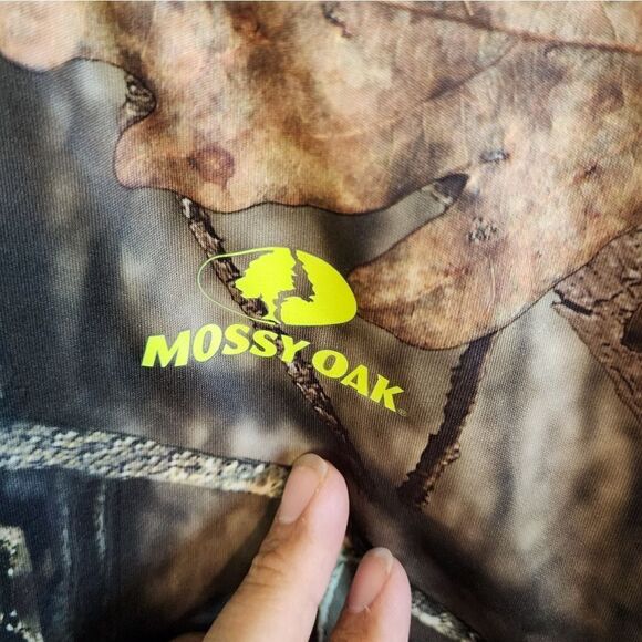 Men's Mossy Oak hunting longsleeve shirt, size XL - Picture 2 of 4